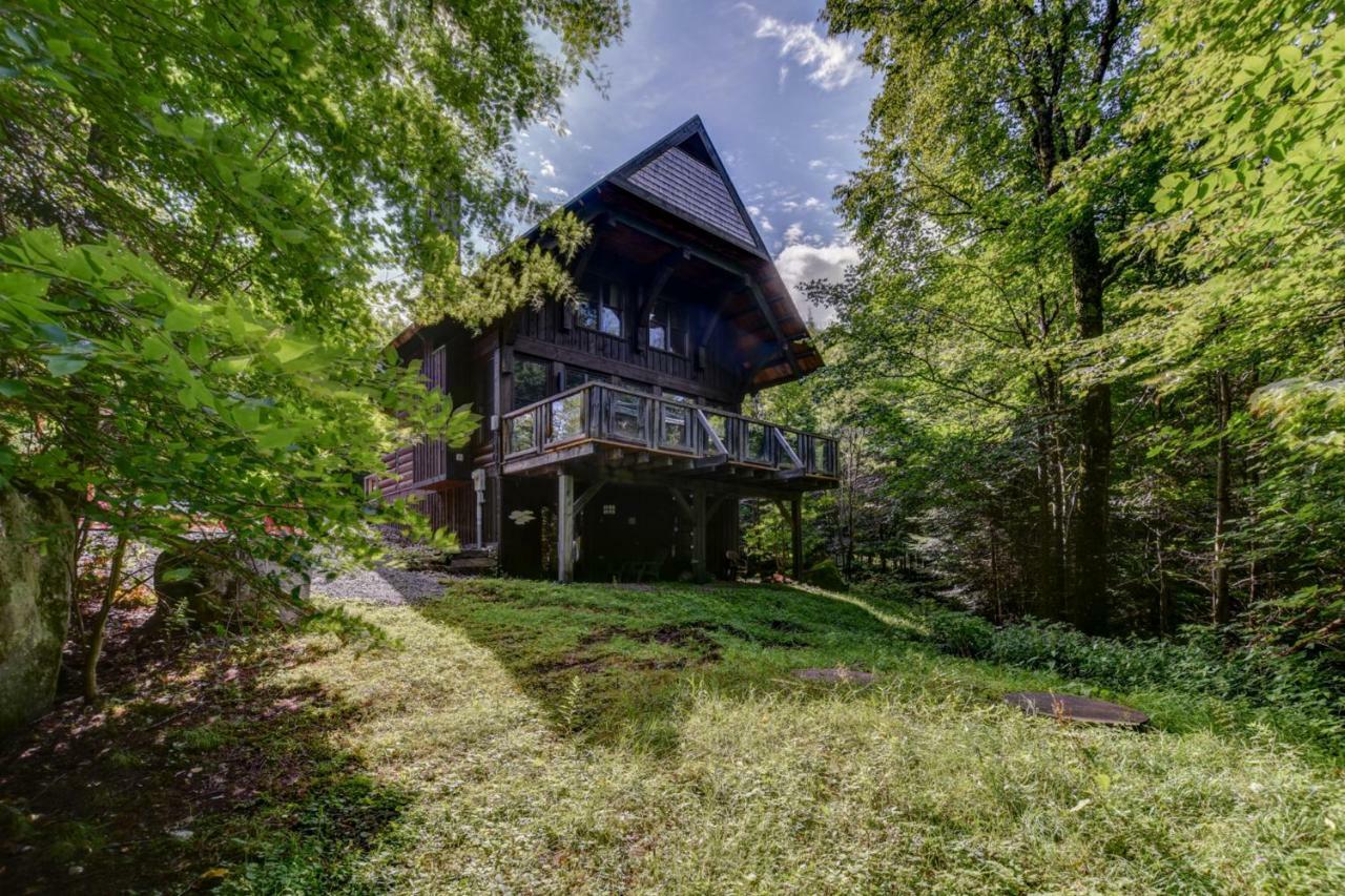 Chic Log Chalet With Hot Tub - Mont-Tremblant North Side By Reserver.Ca Lac-Superieur Εξωτερικό φωτογραφία