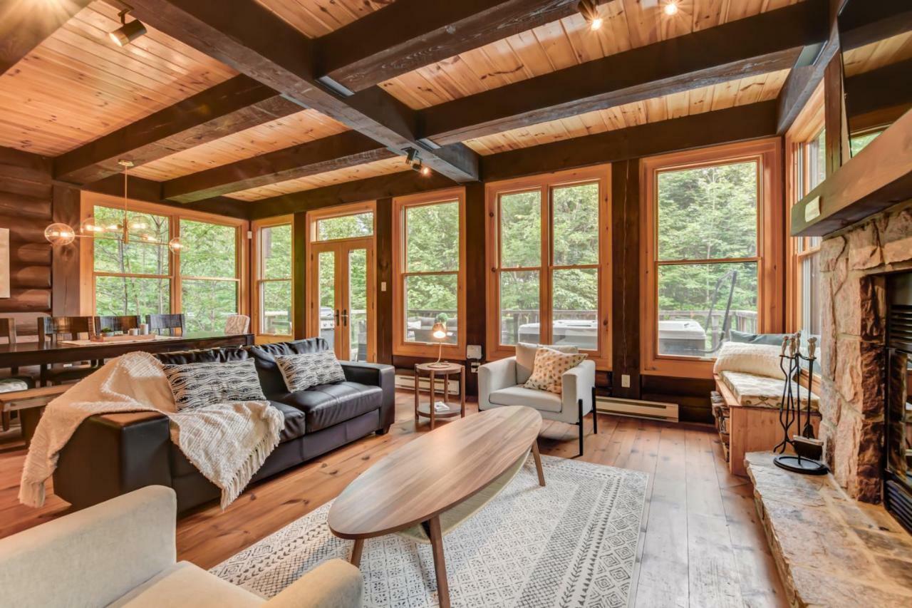 Chic Log Chalet With Hot Tub - Mont-Tremblant North Side By Reserver.Ca Lac-Superieur Εξωτερικό φωτογραφία