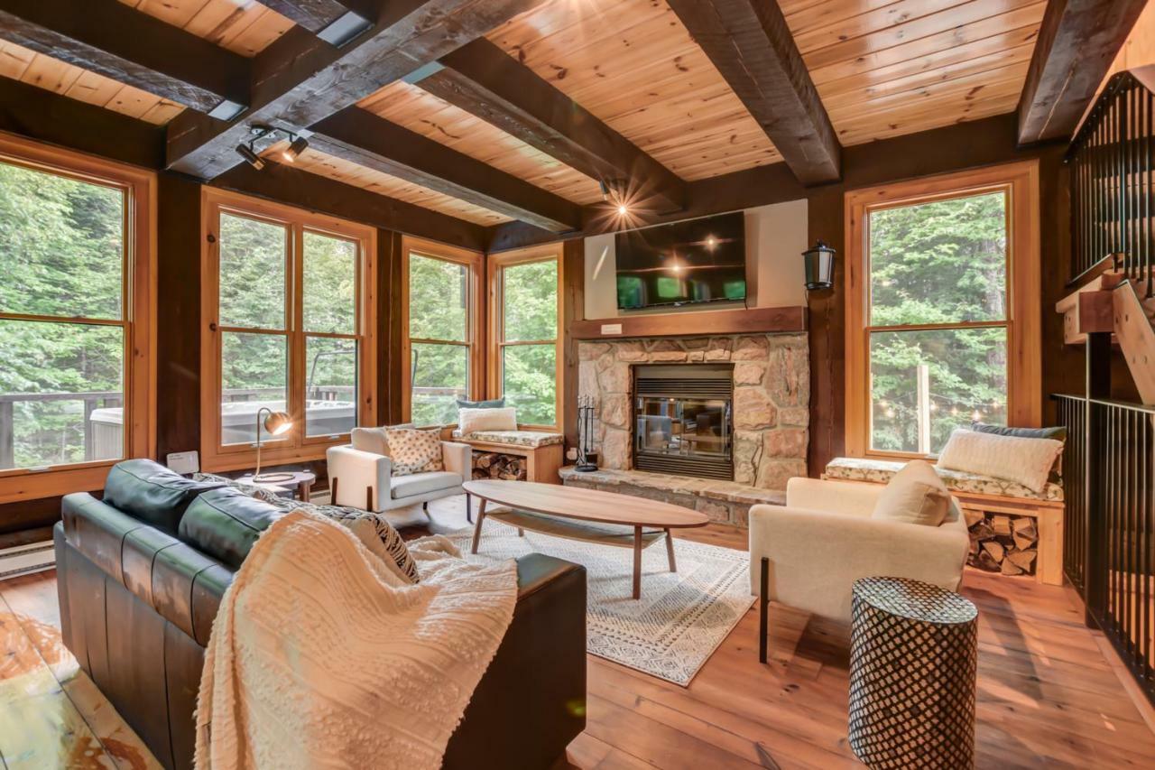 Chic Log Chalet With Hot Tub - Mont-Tremblant North Side By Reserver.Ca Lac-Superieur Εξωτερικό φωτογραφία