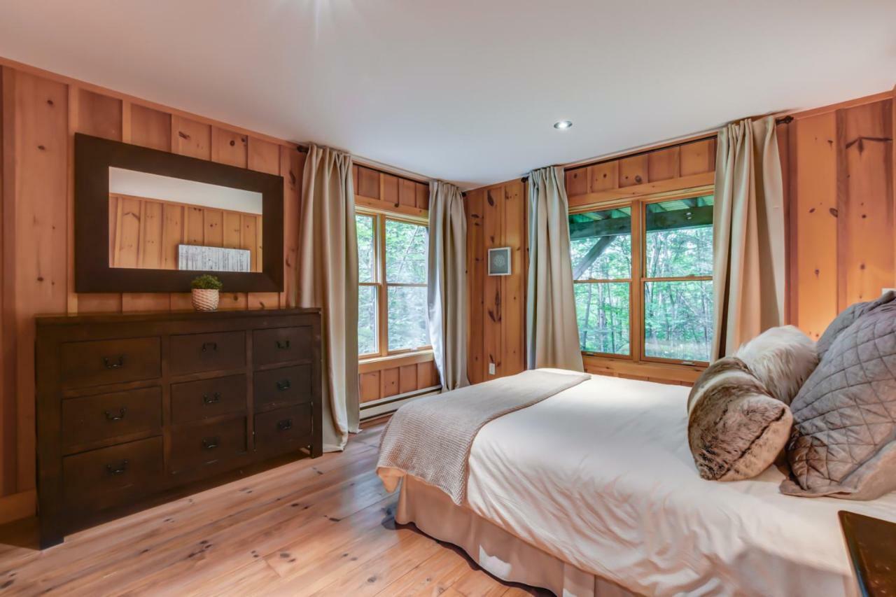 Chic Log Chalet With Hot Tub - Mont-Tremblant North Side By Reserver.Ca Lac-Superieur Εξωτερικό φωτογραφία